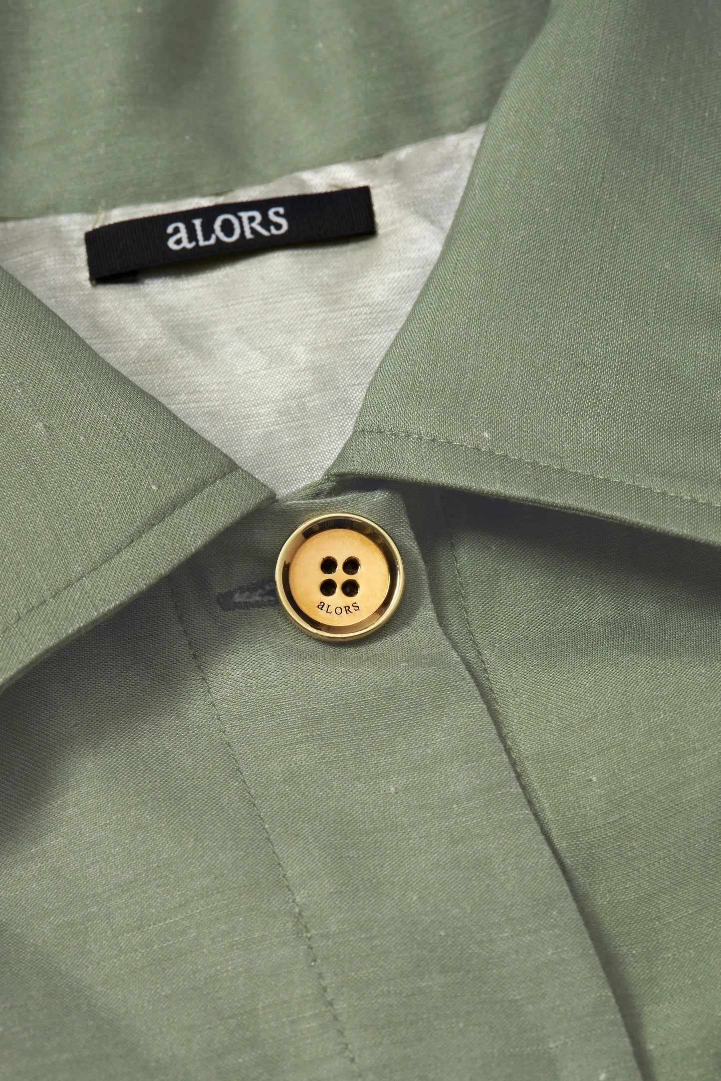 Veste avec broches【Déméter】feminine  - aLORS online store