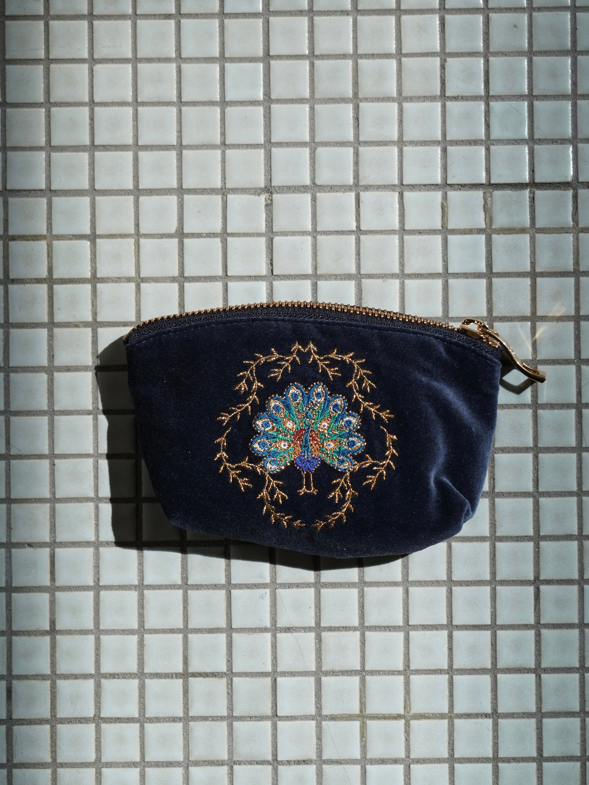 aLORS Select【Elizabeth Scarlett】Botanical Peacock Velvet Coin Purse - Indigo