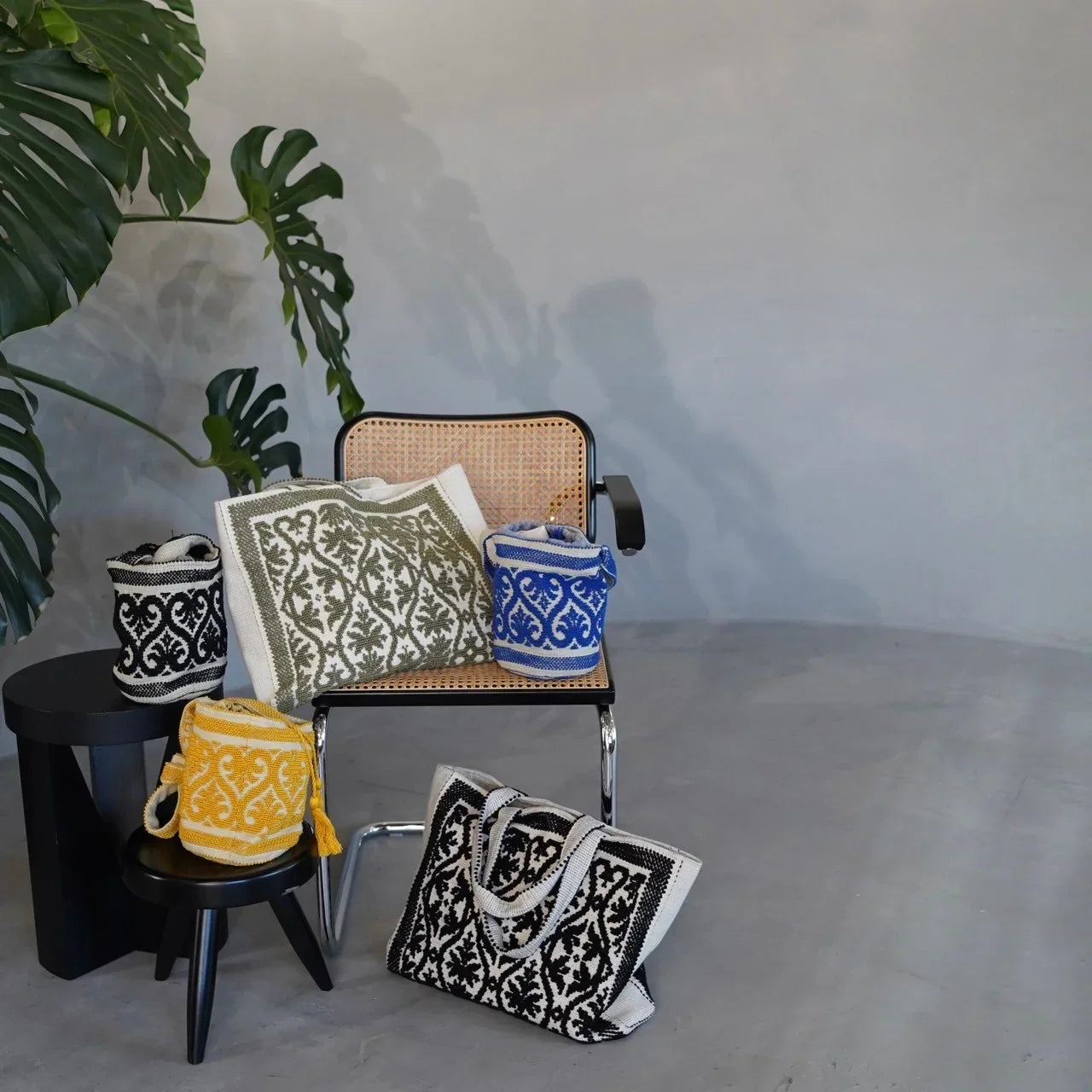 Secchiello Fiocco Lecceseバケットフィオッコレッチェーゼ ザッフェラーノ - aLORS online store