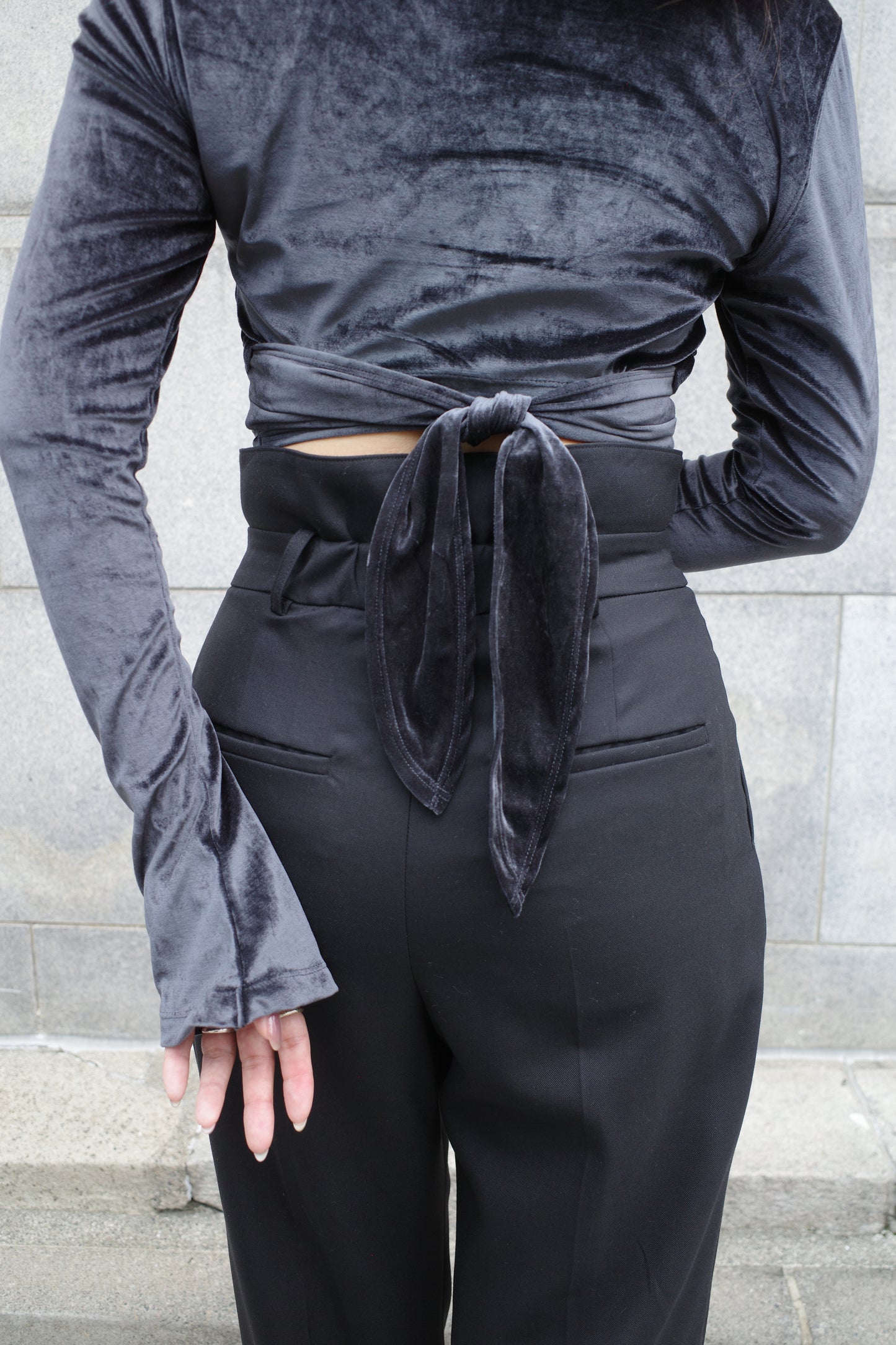 Haut court ouvert au dos Gris Anthracite チャコールグレー