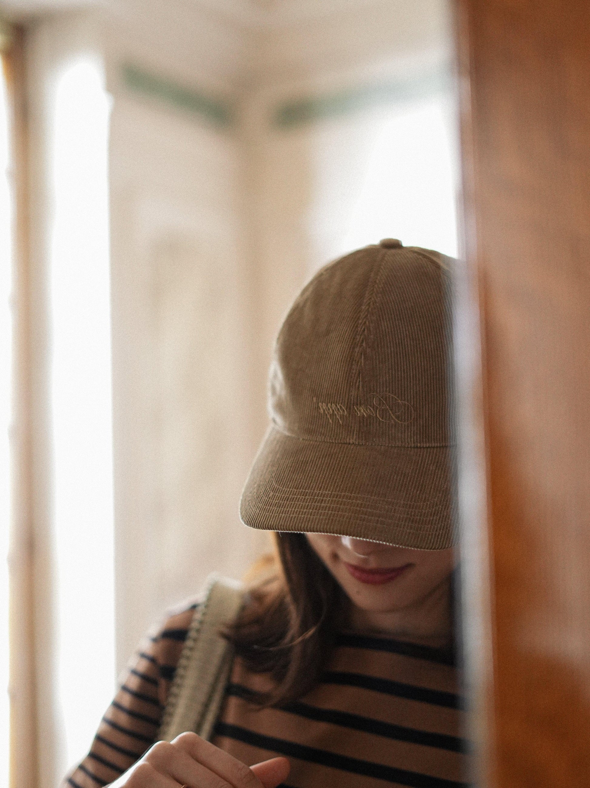 Casquette en velours côtelé Bon app' キャメル  - aLORS online store