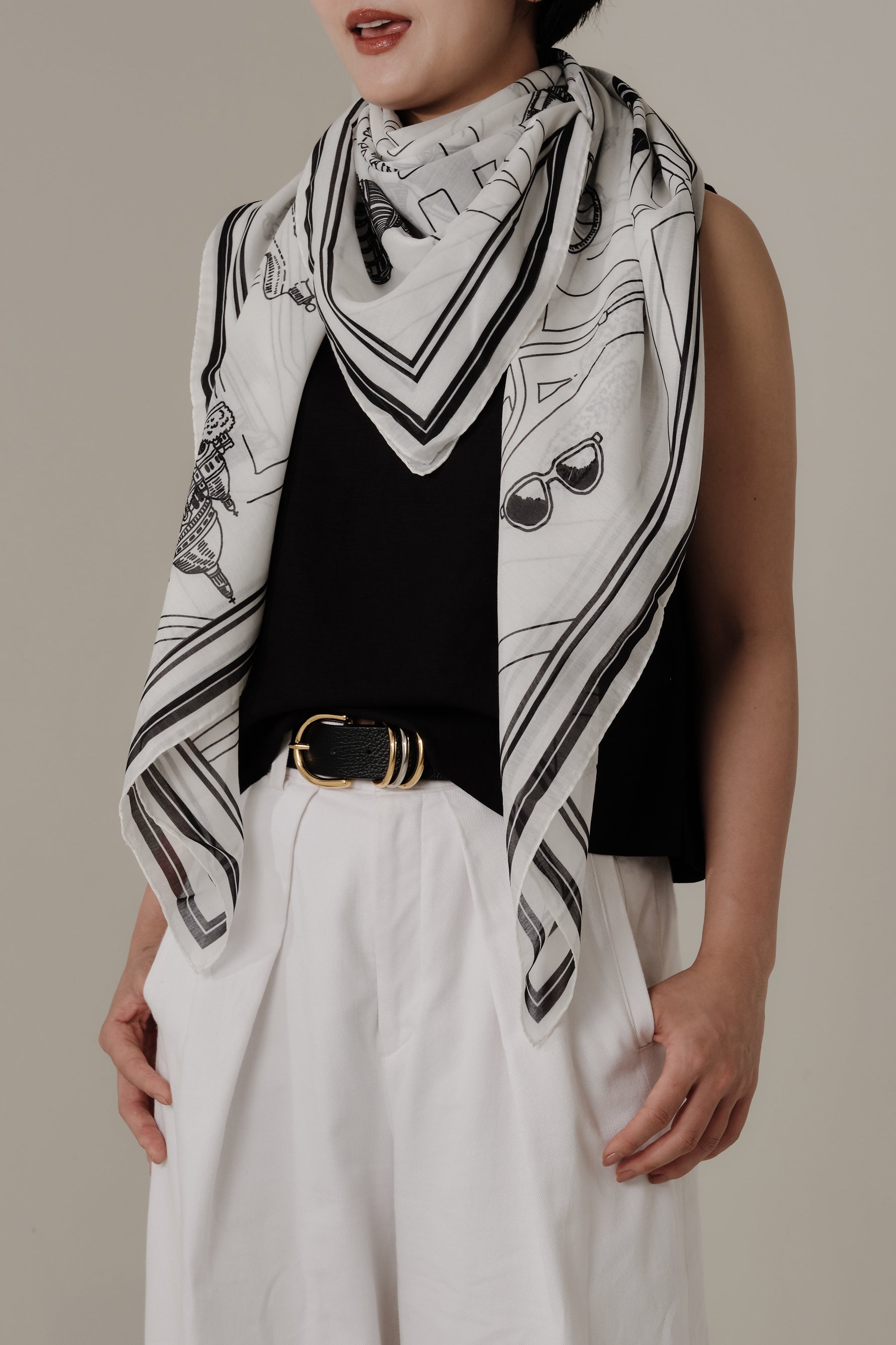 新品未使用【Ex-libris Paris x aLORS】スカーフ※箱無し※ Foulard Ex-libris Paris x aLORS -une collaboration d'exception