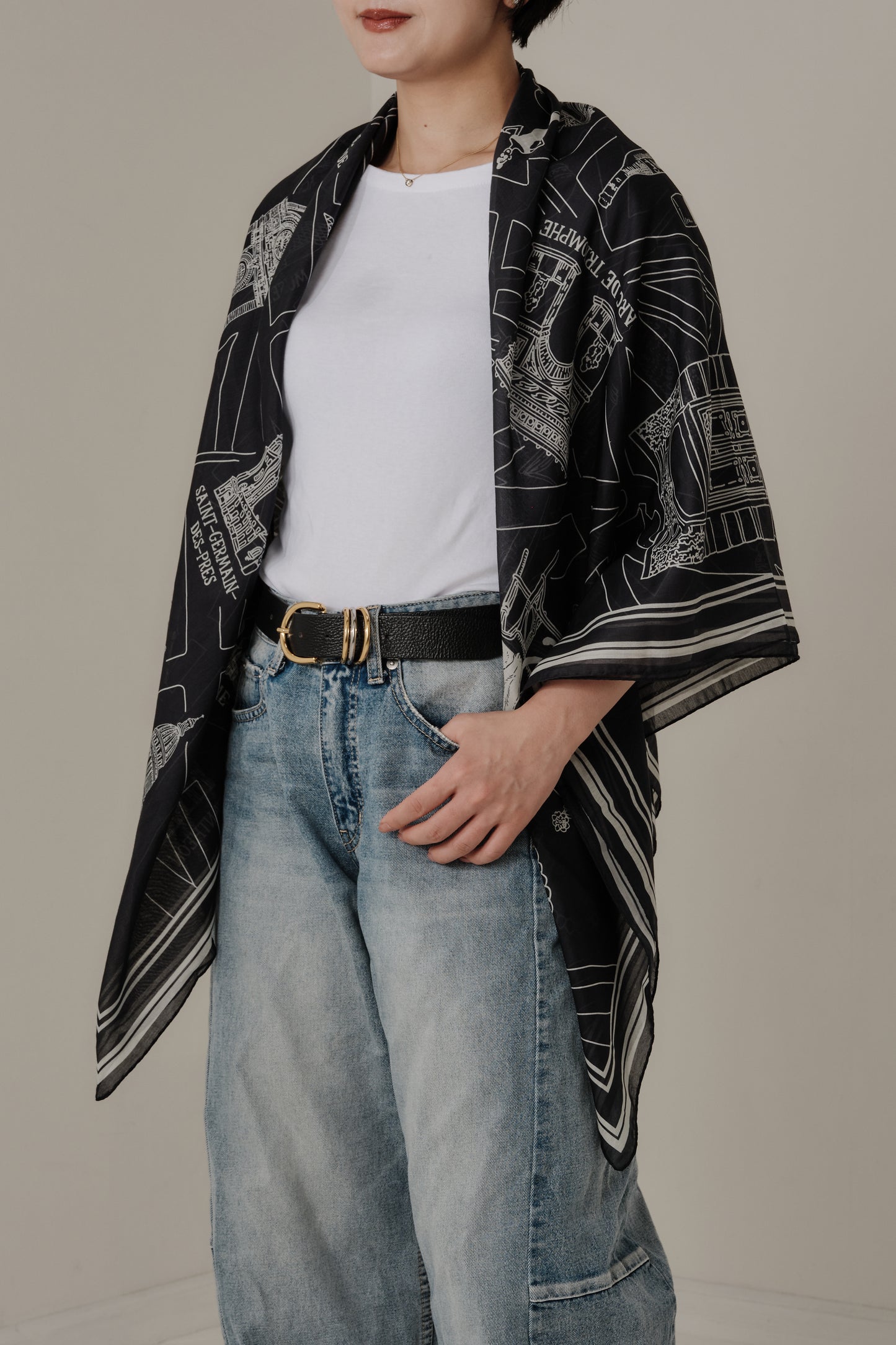 Foulard Ex-libris Paris x aLORS -une collaboration d'exception (dark navy x ivory) 140x140cm