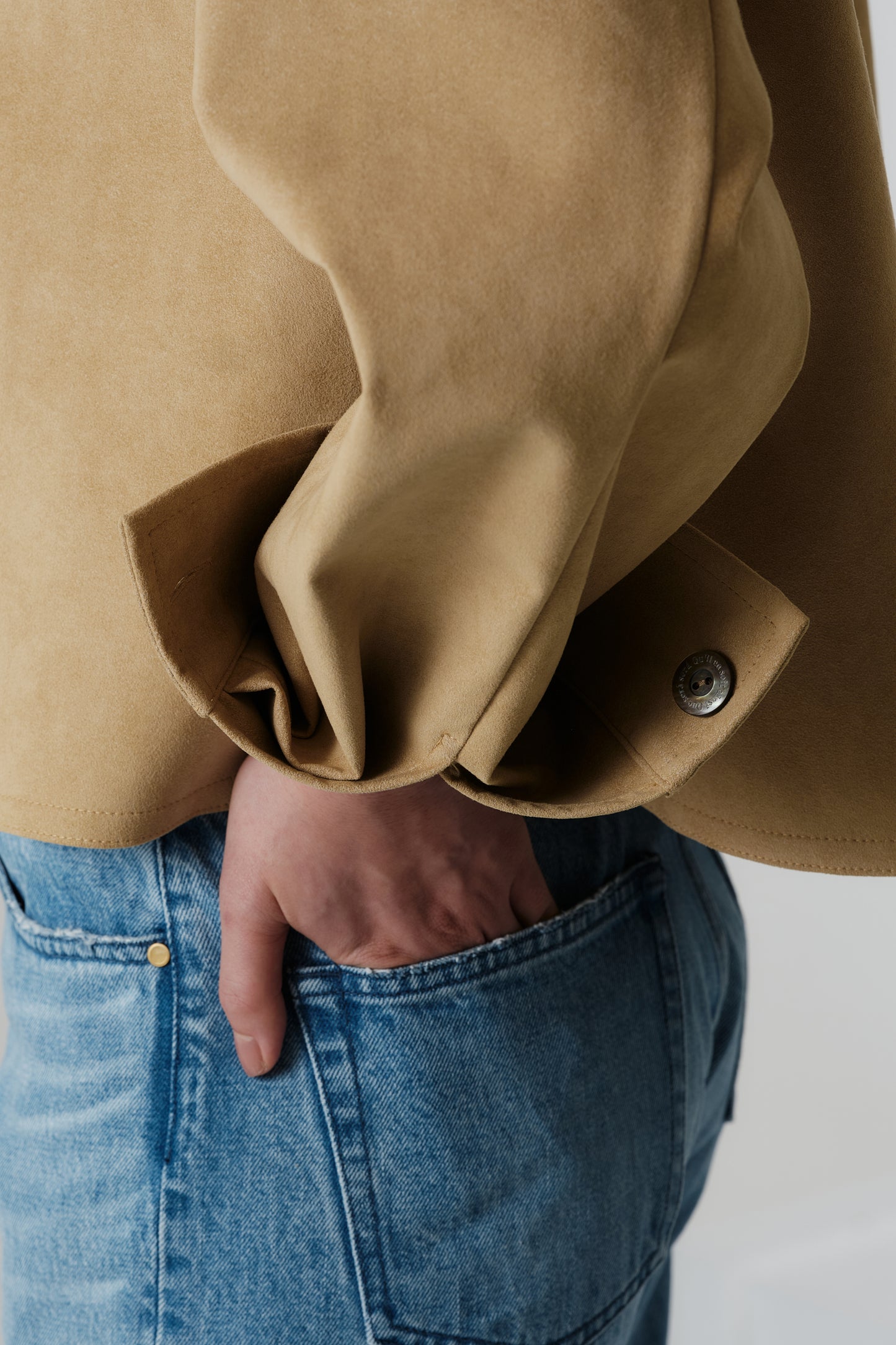 Veste courte en Alcantara Camel Caramel