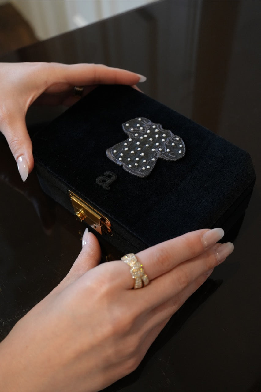 Jet Set Eva -Essential-