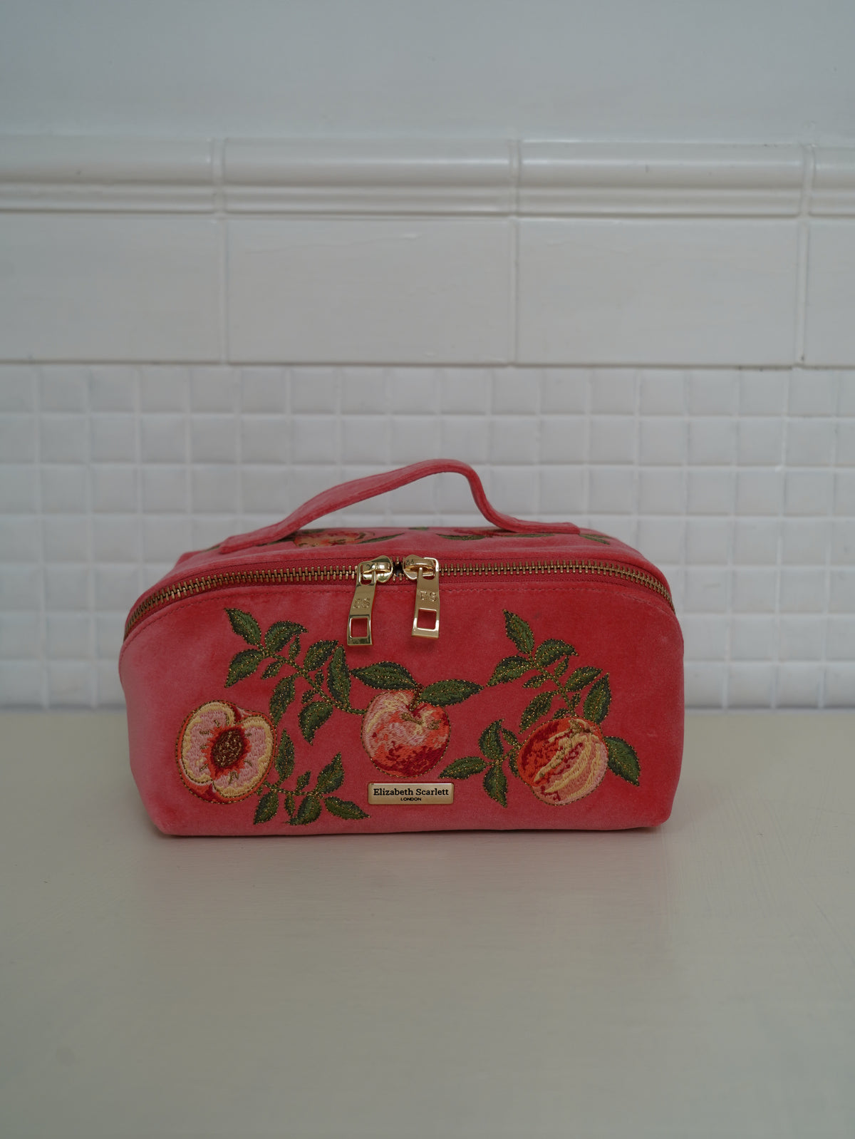 aLORS Select [Elizabeth Scarlett] Honey Bee Charcoal Velvet Open Flat Makeup Bag
