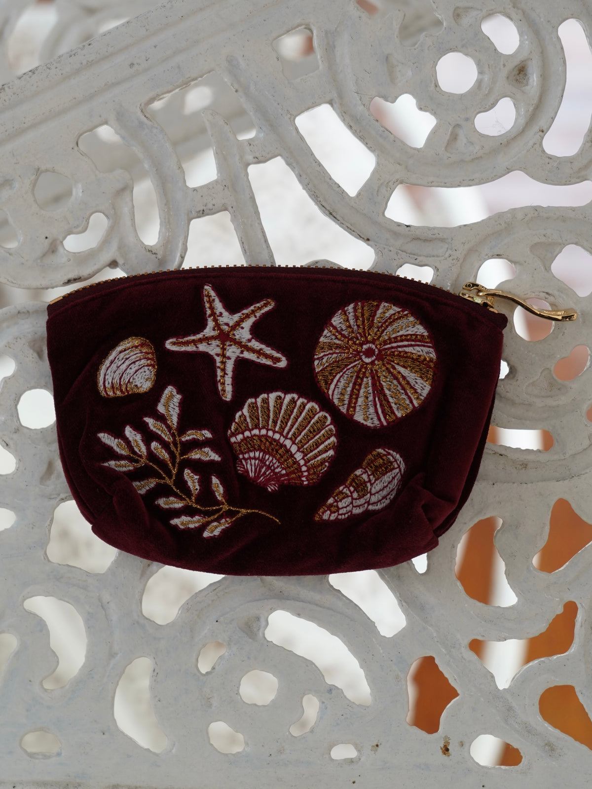 aLORS Select [Elizabeth Scarlett] Honey Bee Charcoal Velvet Open Flat Makeup Bag