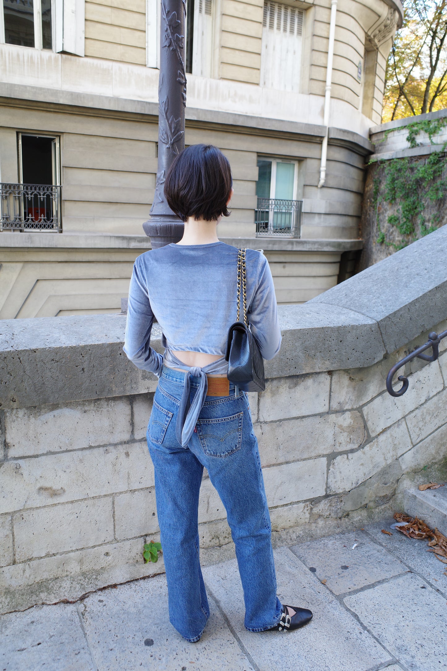 Haut court ouvert au dos Bleu Grisブルーグレー