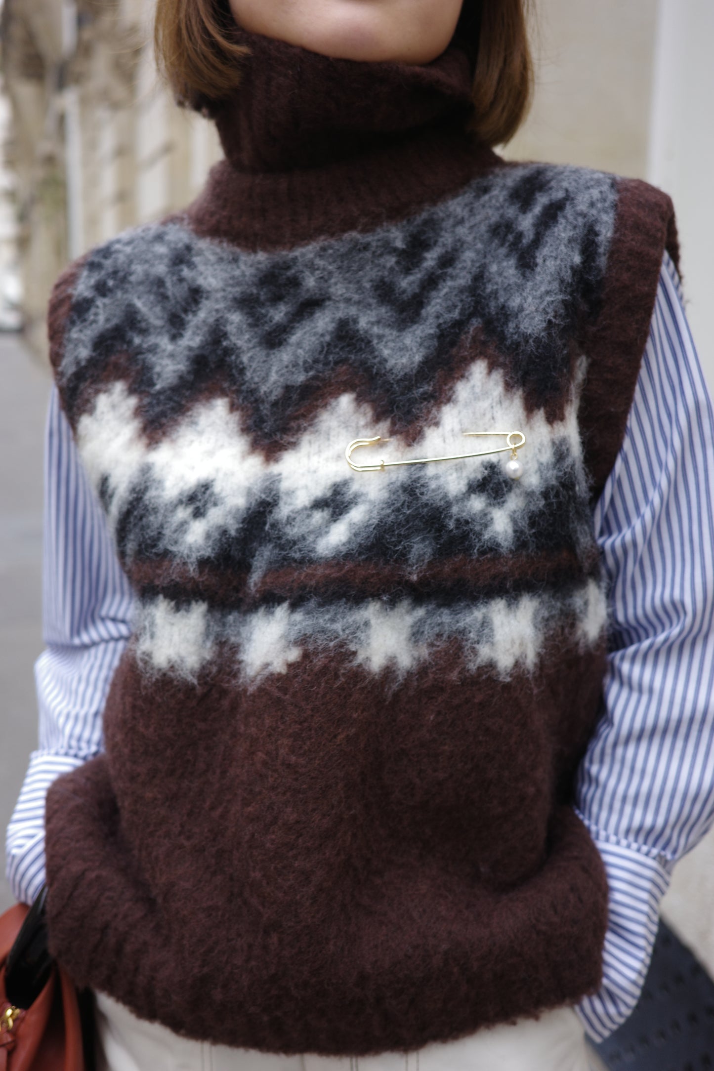 Gilet en tricot jacquard à fils tirés  "Ériu"