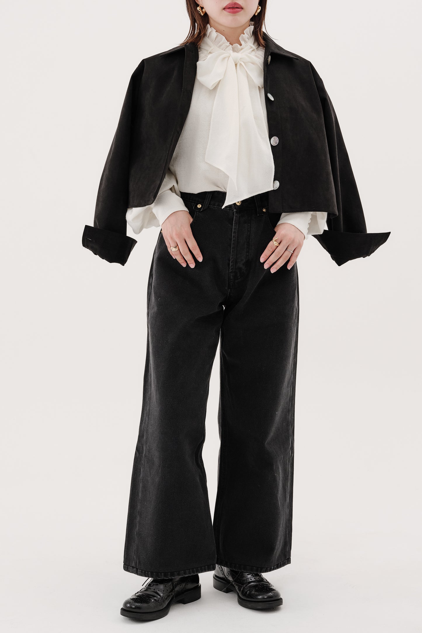 Blouse à volants et nœud papillon "Lilly"　